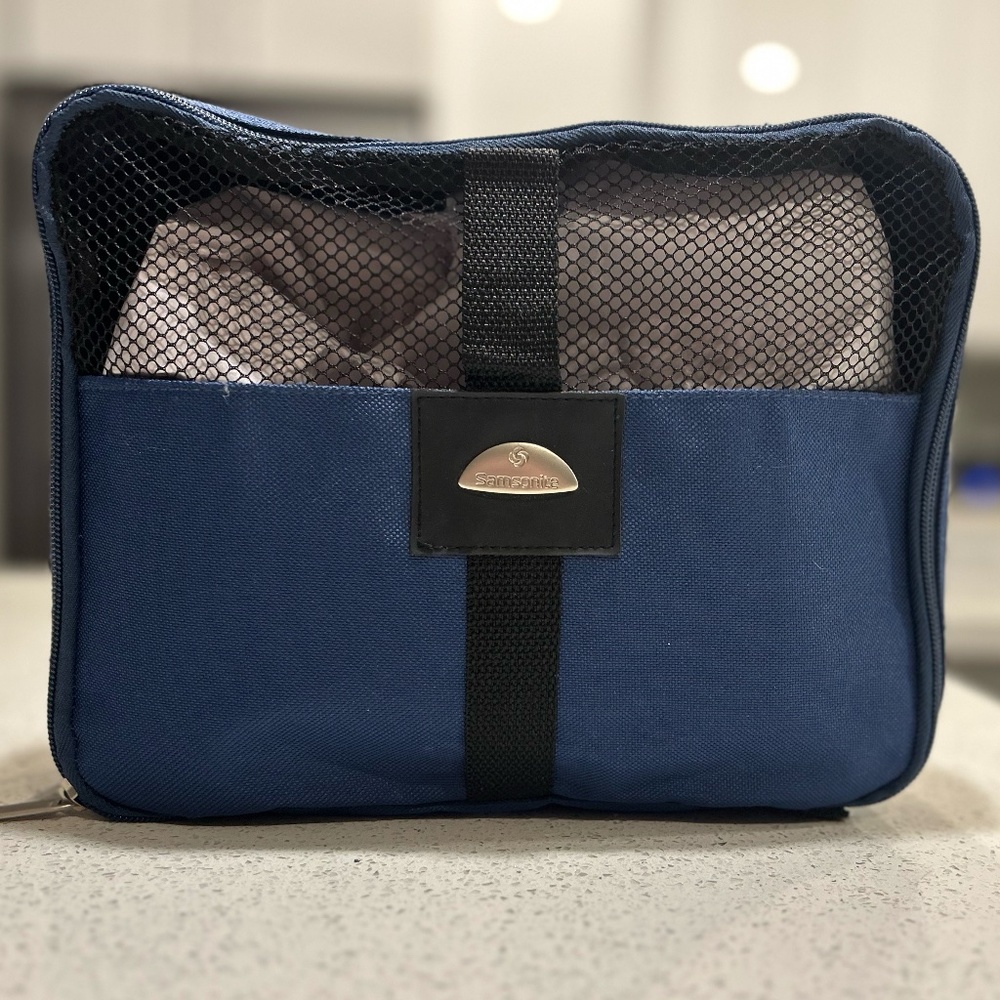 Samsonsite Mens Travel Bag Blue Zipper Mesh Pocket 10”x10” Toiletries Car Vaca